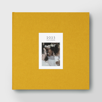 Livre photo couverture tissu photo embossée